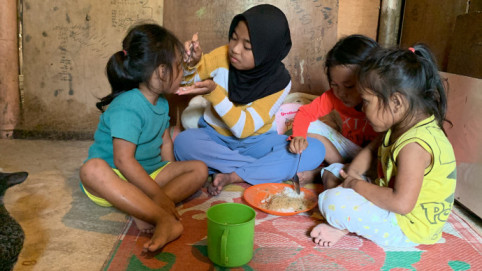 Titip Sedekah Untuk Anak Yatim Yuk !