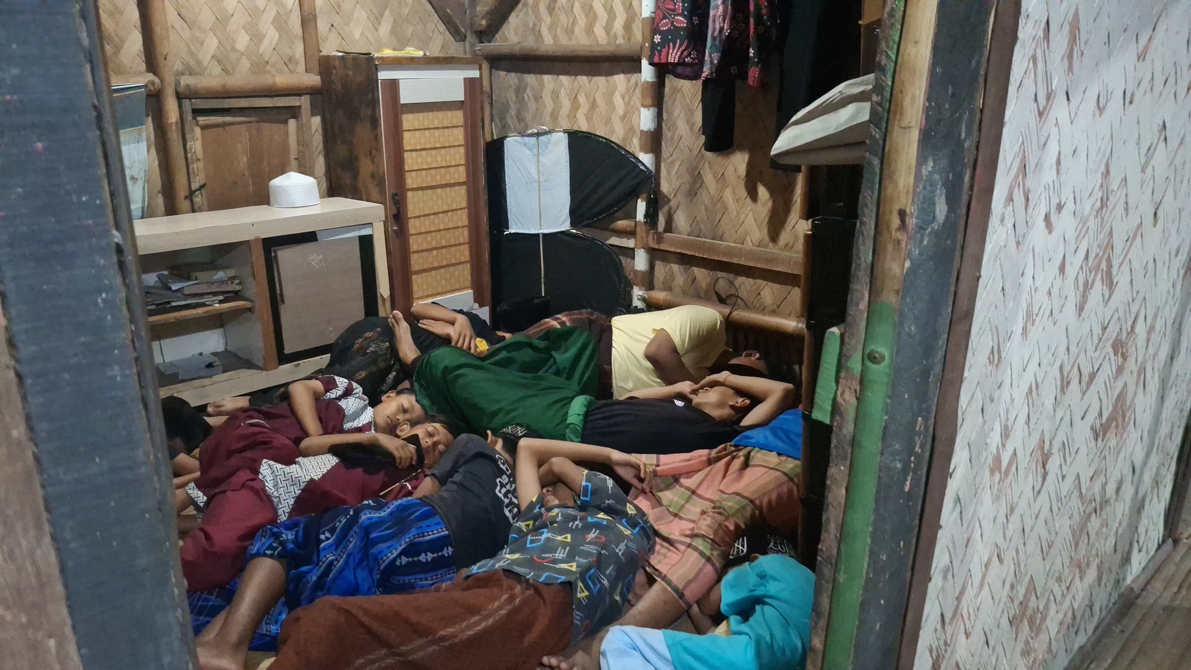 Bantu Wujudkan Kobong Layak Untuk Santri di Ponpes Nurudzolam